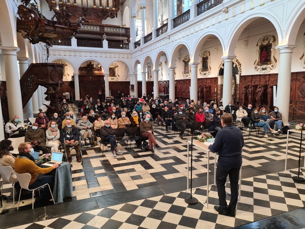 Für eine synodale Kirche: Gemeinschaft, Partizipation, Mission. In Antwerpen ein Treffen des synodalen Weges am Welttag der Armen